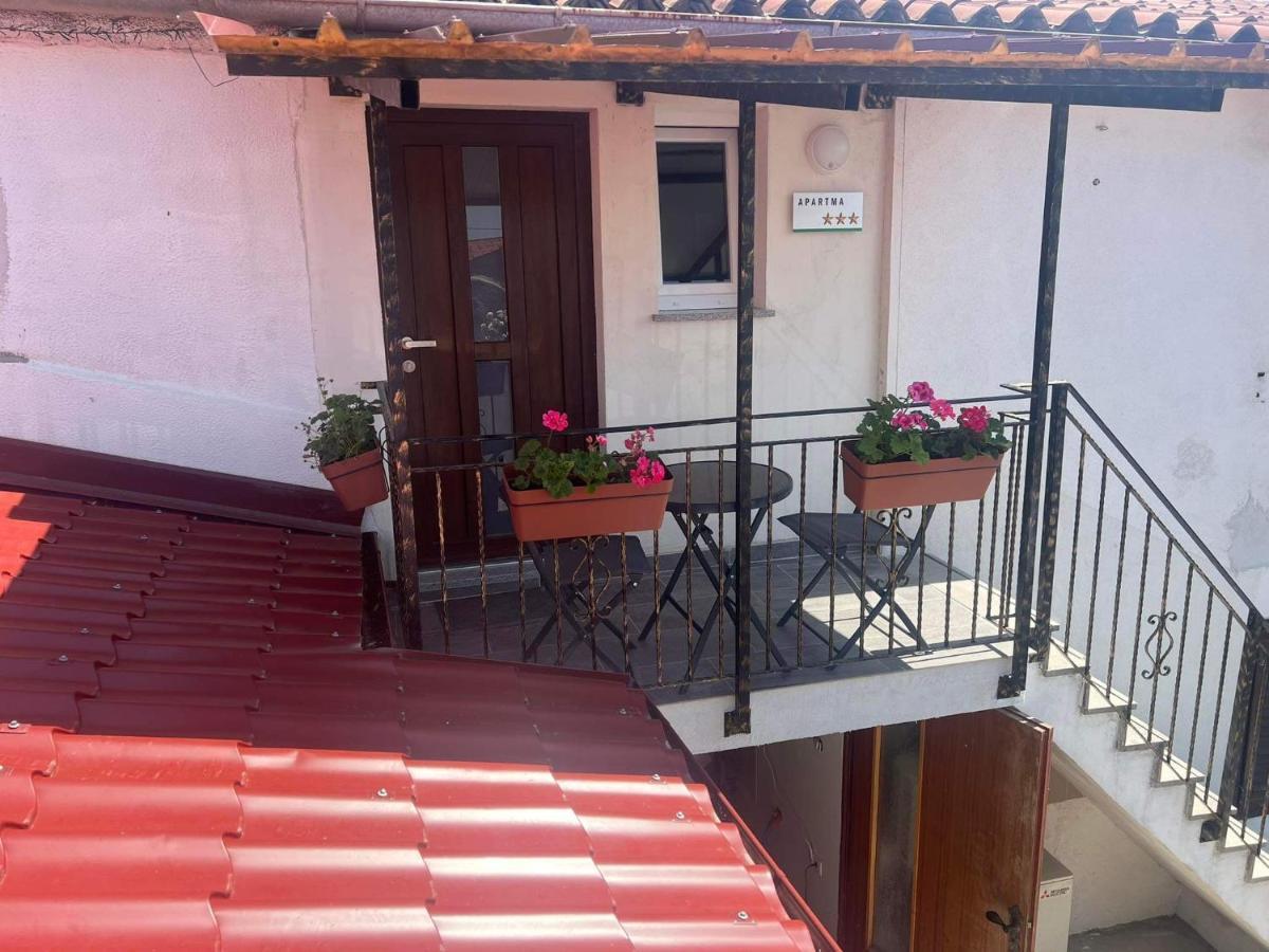 Apartma Mia Črni Kal