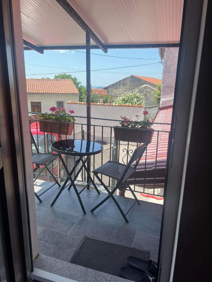 Apartma Mia *